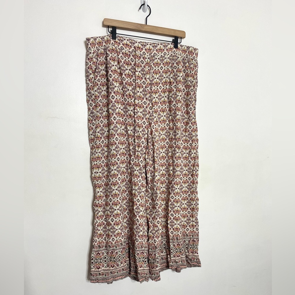 Torrid Womens Pull-On Wide Leg Floral High Rise Pants - Picture 4 of 12